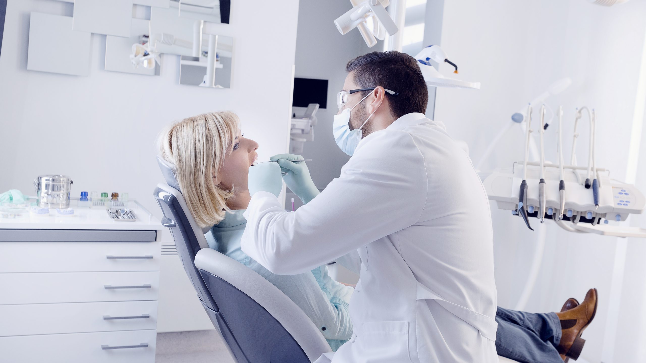 Dentist in Roslyn Heights, NY